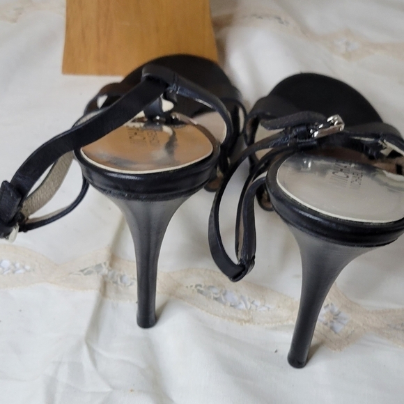 Michael Kors Black T-Strap High Heel Sandals - Picture 5 of 7